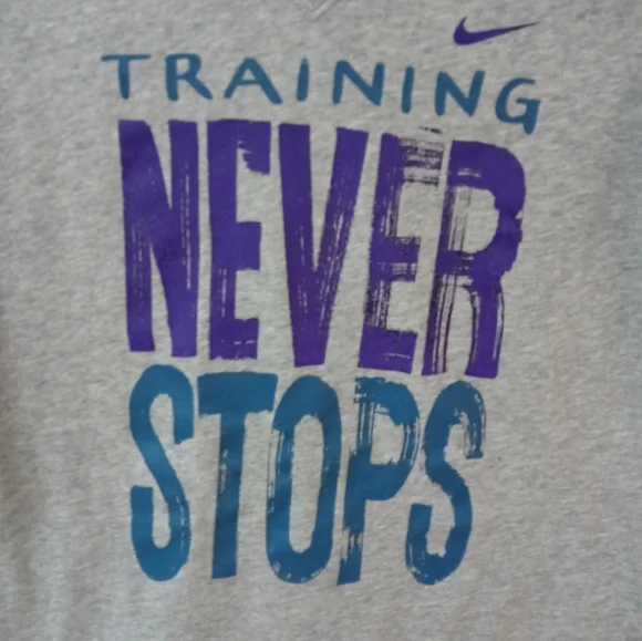 Women's Dri-Fit Nike Tee - Picture 2 of 4